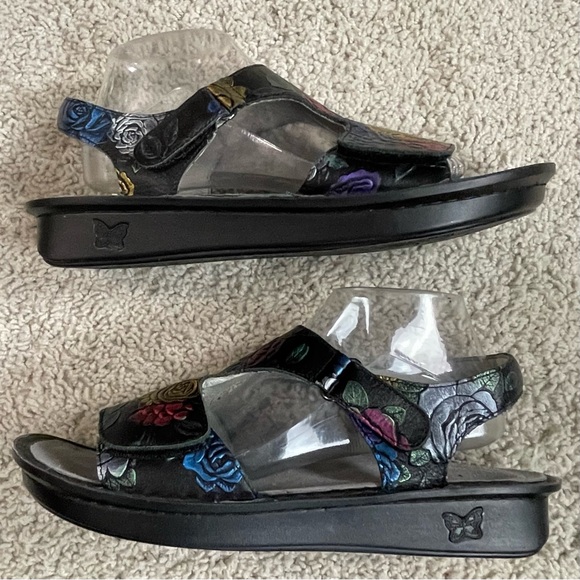 ALEGRIA Metallic Floral BLACK Leather VIKI Adjustable LOW WEDGE Comfort SANDALS - Picture 5 of 7